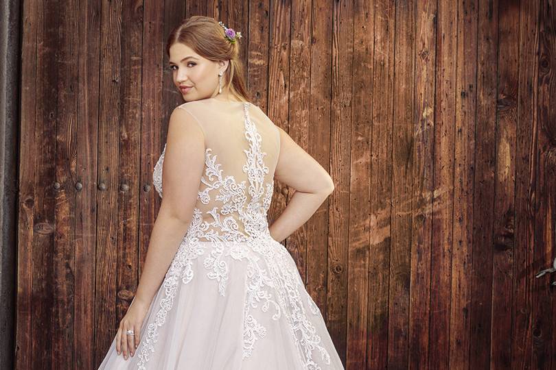 Curvy Brautmode: Stilvolle Hochzeitskleider für jede Figur