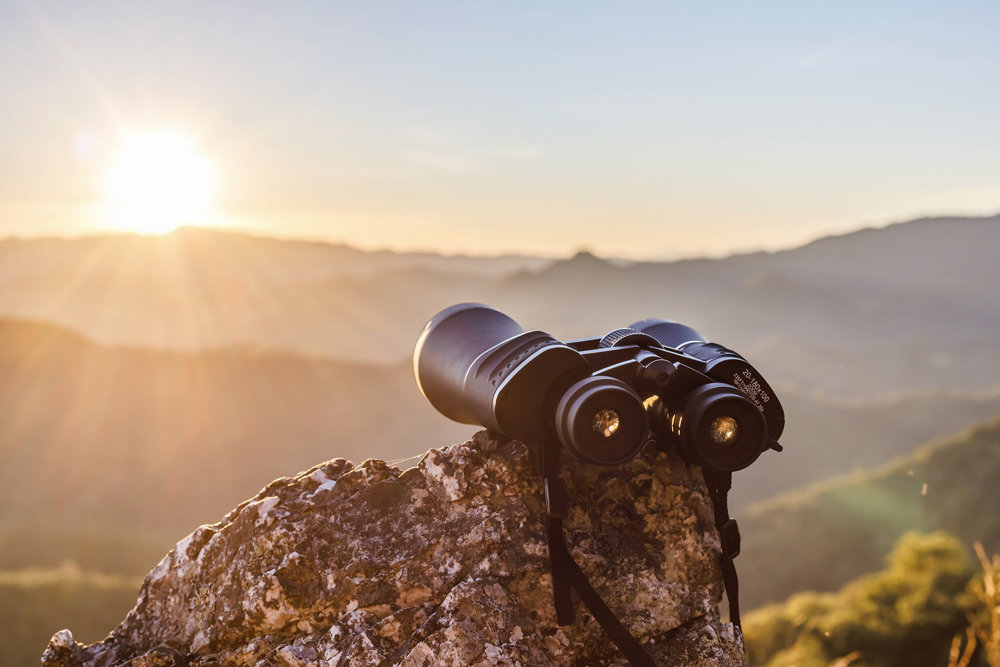 Die faszinierende Welt der Optik: Ein Blick durch das Prismenfernglas