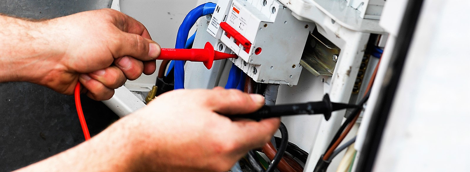 Prüfung ortsfester elektrischer Anlagen: Welche Dokumentation ist erforderlich?