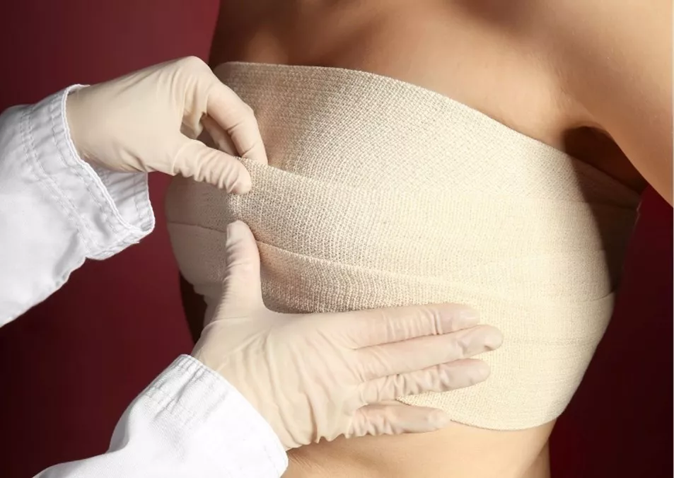 Brustverkleinerung in Bochum: Ihr Experte für Körperformende Chirurgie