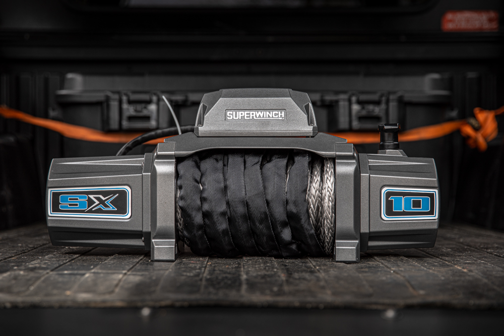 Superwinch: Hochwertige elektrische Seilwinde für Off-Road Abenteuer