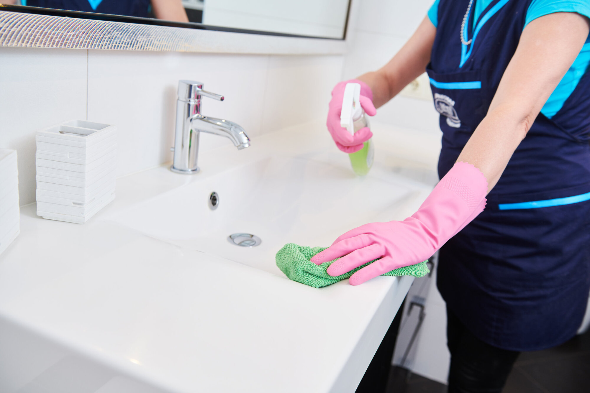 DISE Cleaning – Ihr erfahrener Partner für professionelle Reinigungsservices
