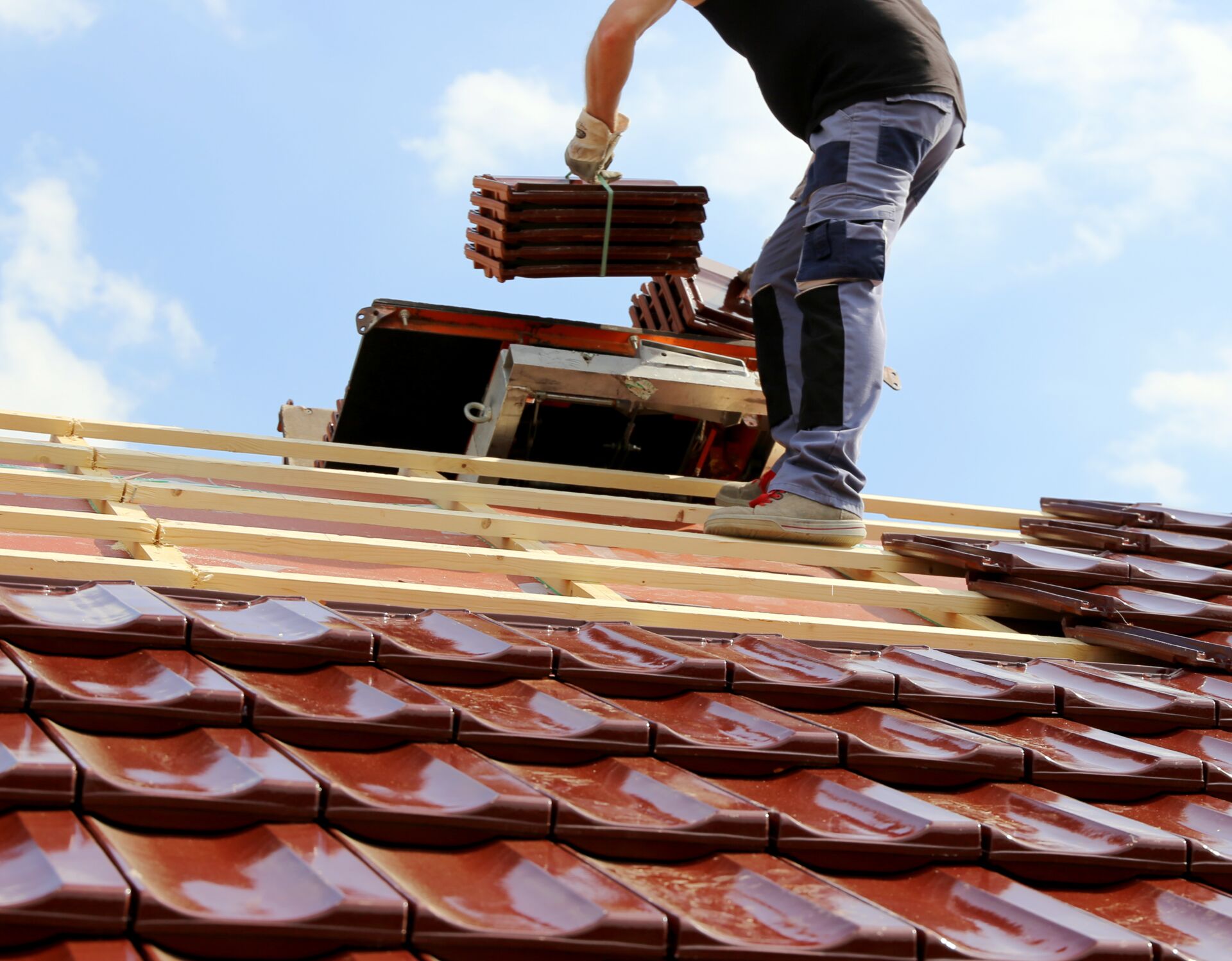 Vertraue Meister-Job bei der Suche nach Dachdeckern in der Nähe