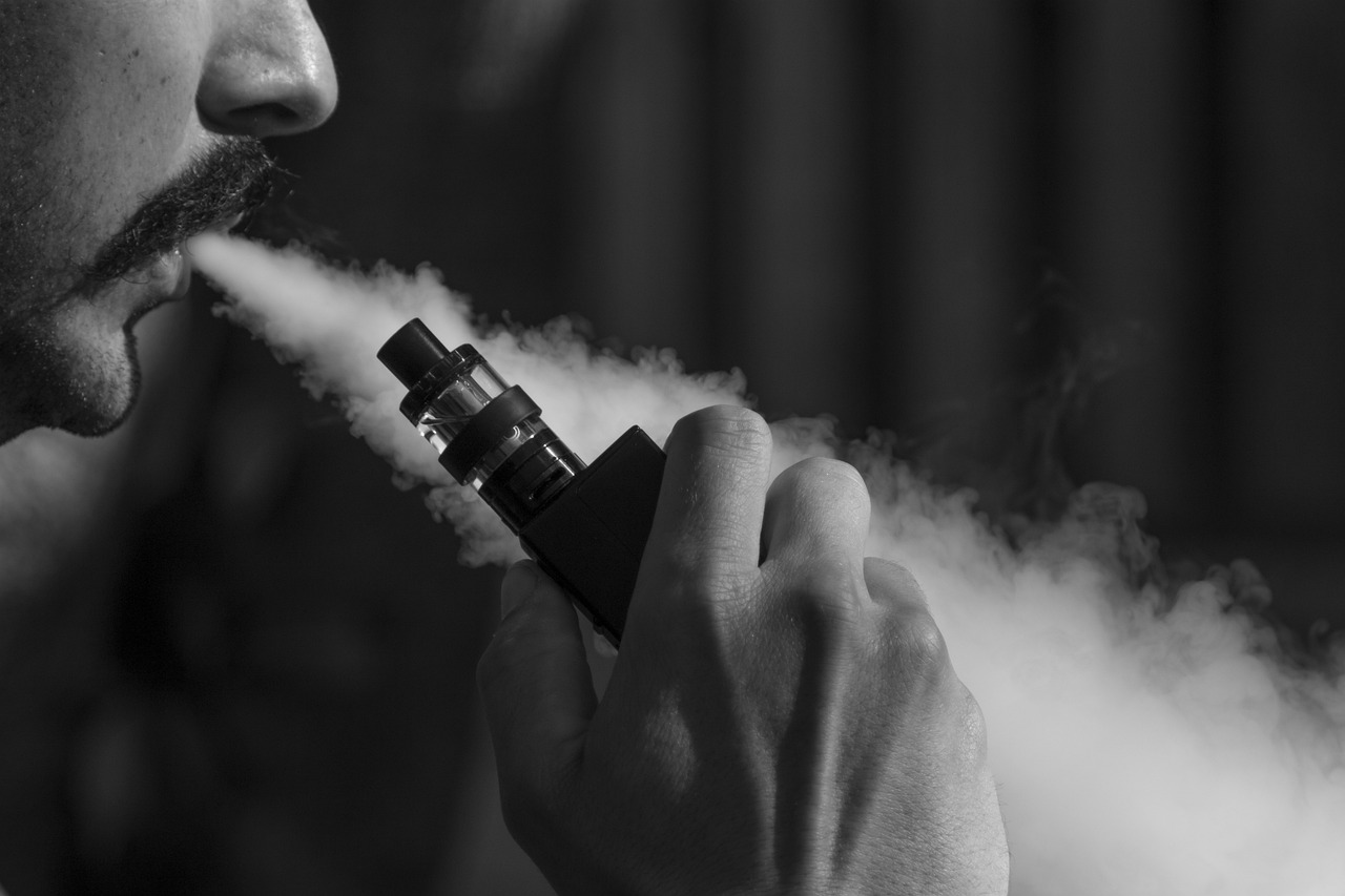 Al Fakher Vape 12000 – Maximales Dampfvergnügen!