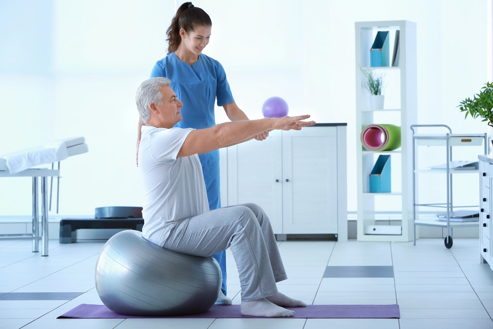 Mobile Physiotherapie in der Nähe – Rehabilitation zu Hause oder in Pflegeeinrichtungen